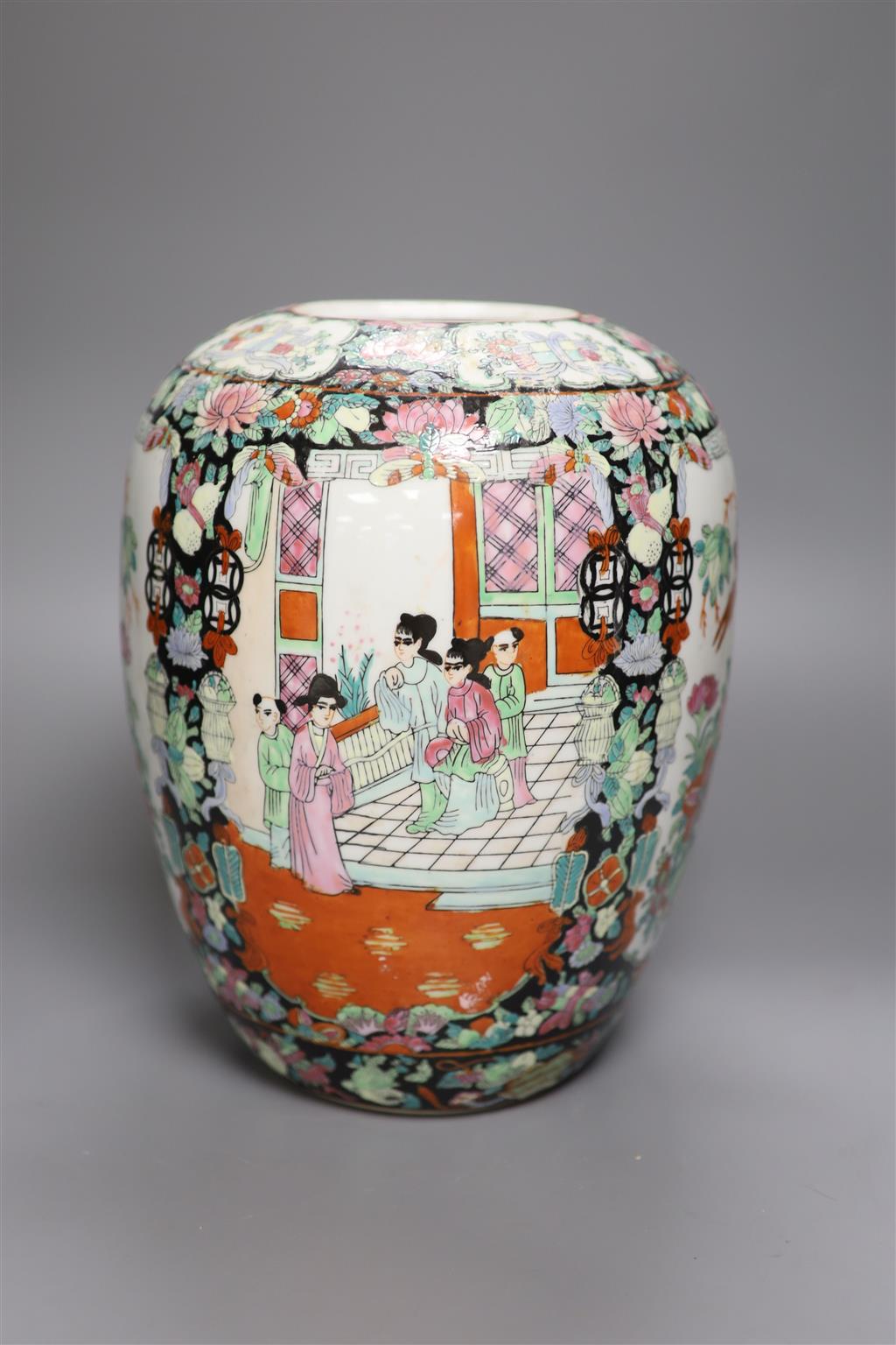 A Chinese famille rose vase, height 28cm